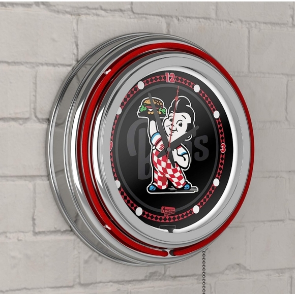 Bobs big boy restraunt neon clock. - Picture 1 of 9